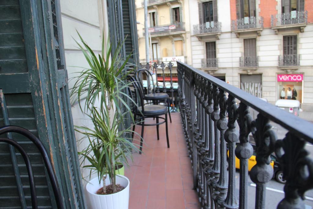 Sleep Green - Certified Eco Youth Hostel Barcelona Zewnętrze zdjęcie