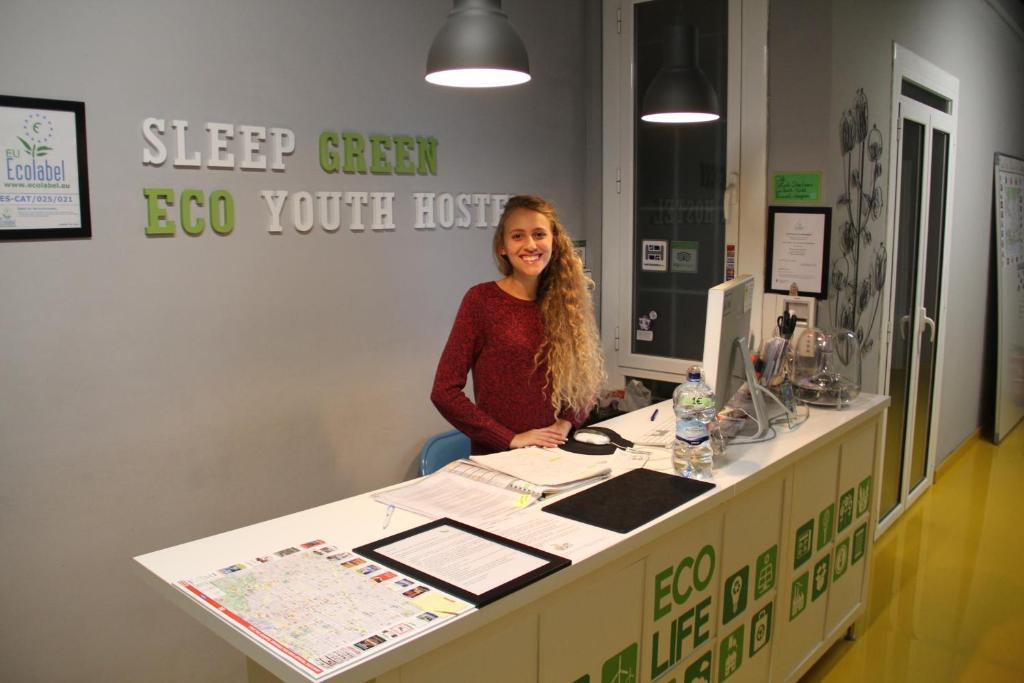 Sleep Green - Certified Eco Youth Hostel Barcelona Zewnętrze zdjęcie